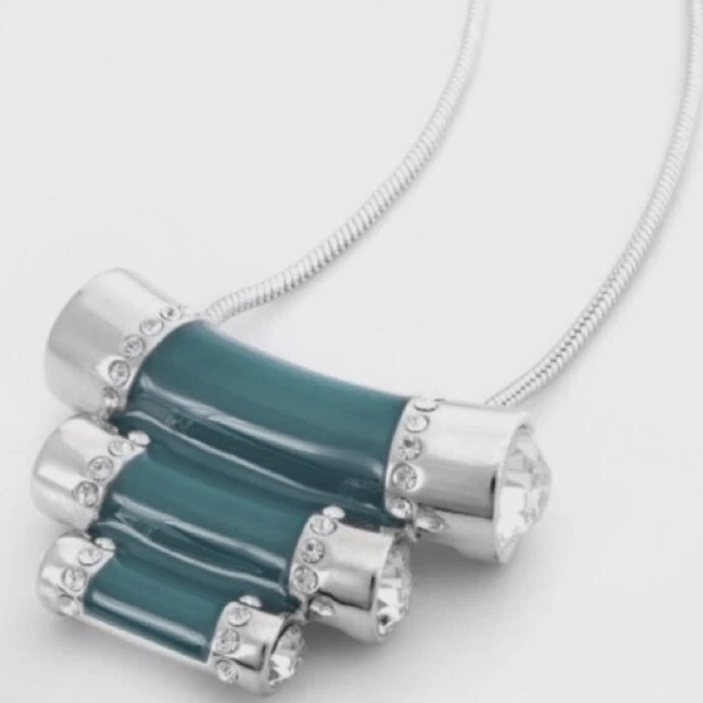 Lia Sophia Queue Teal Enamel and Crystal Silver Pendant Necklace NWT 🏷️